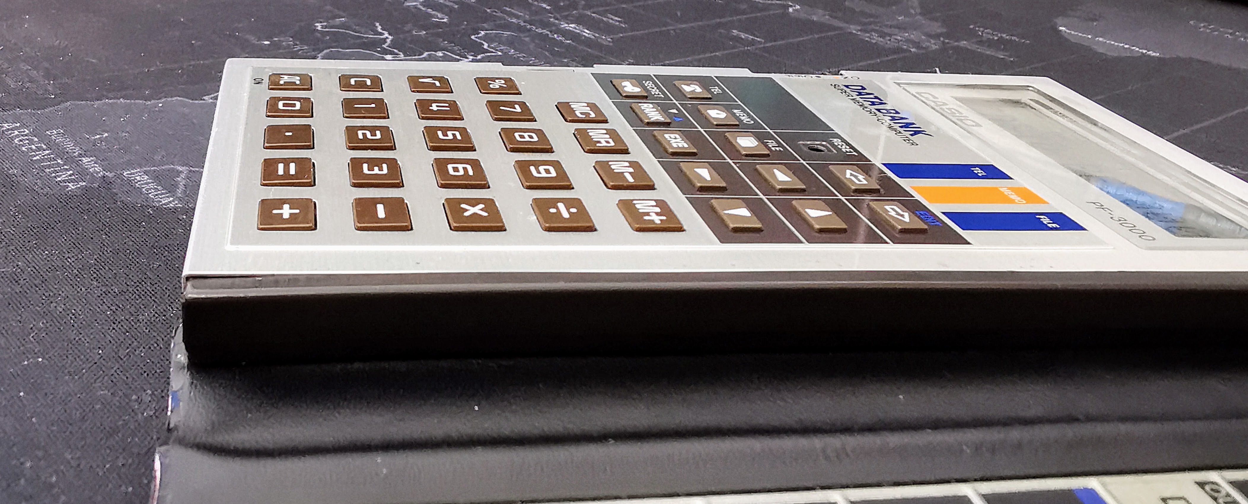 Organiseur CARL EC-3000 Data Bank - Vintage 64K - Avec Boîte - Rare (manque Une Pièce)
